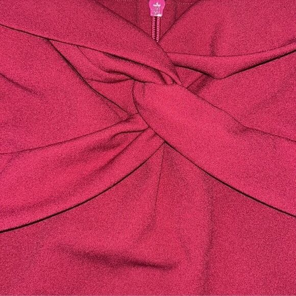 Revolve Nookie Off The Shoulder Ruby
Dress(Size XLARGE) - Picture 5 of 9
